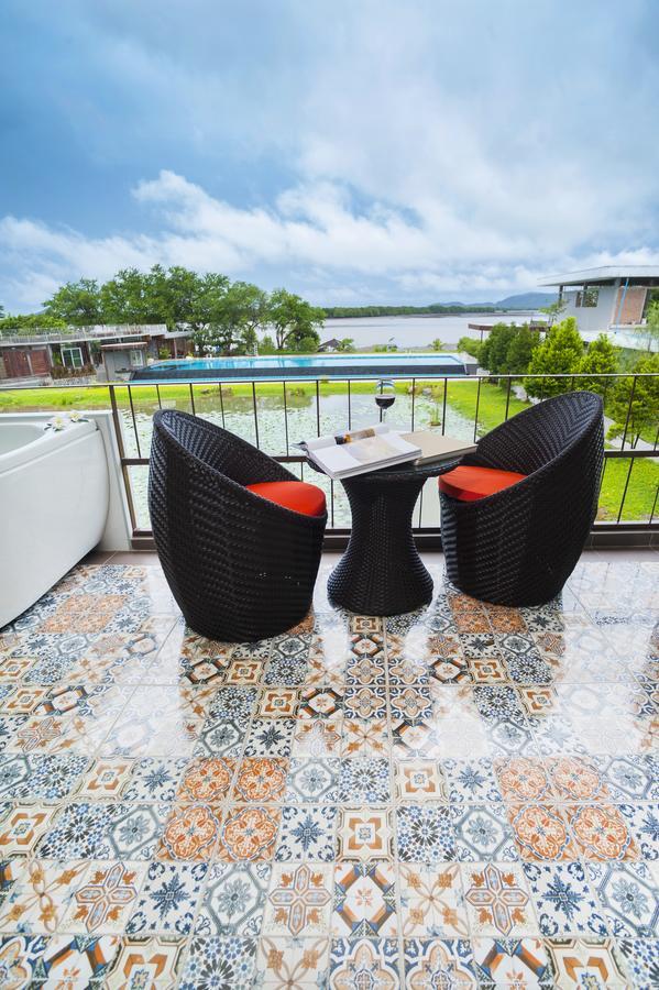 Baan Rim Ao Hotell Chanthaburi Exteriör bild