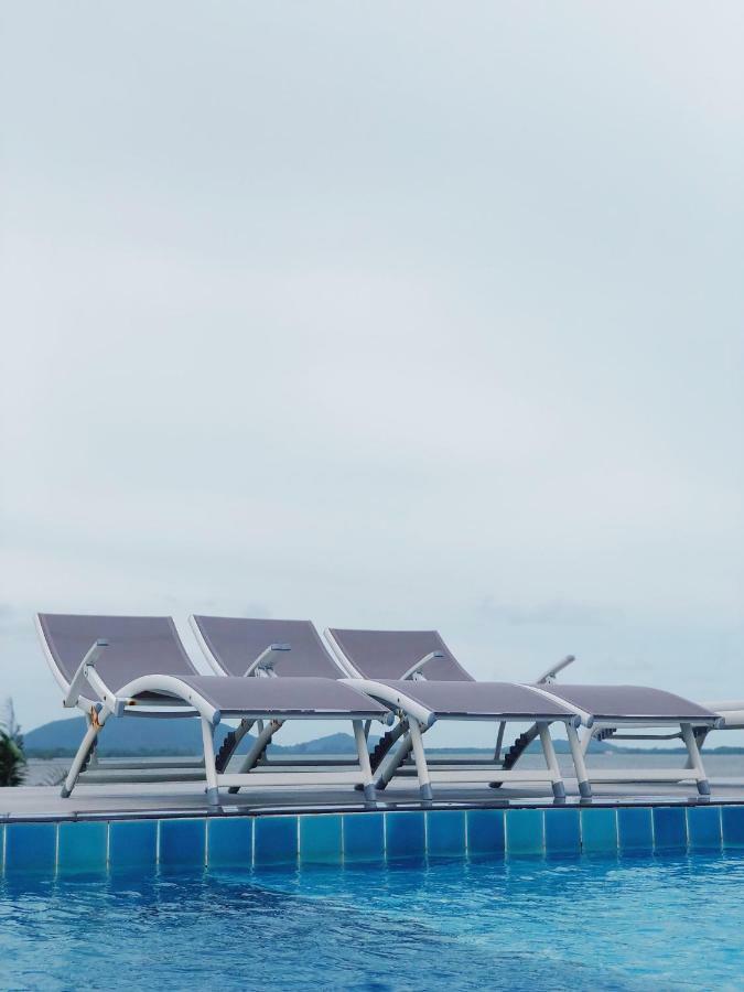 Baan Rim Ao Hotell Chanthaburi Exteriör bild